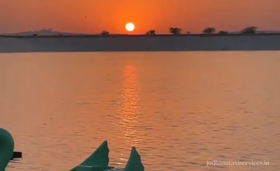 Family picnic at Surpura Dam Jodhpur near Jodhpur city