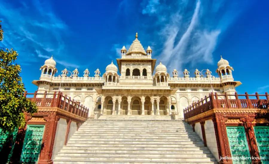 tourist driving self drive car in Jodhpur