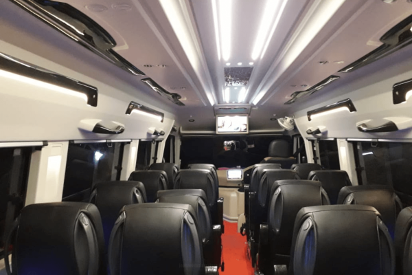 17 Seater Tempo Traveller in Jodhpur