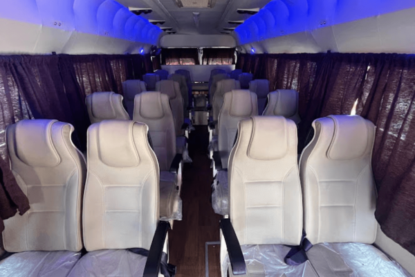 21 Seater Tempo Traveller in Jodhpur